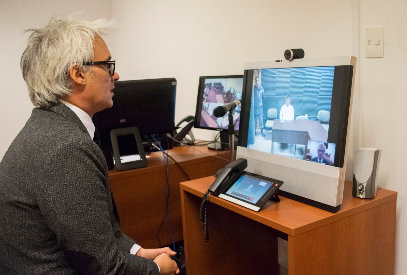 La audiencia del viernes 13 de mayo, con un detenido en el penal de Marcos Paz. La defensa estuvo presente en la Sala de Audiencias. Foto: iJudicial