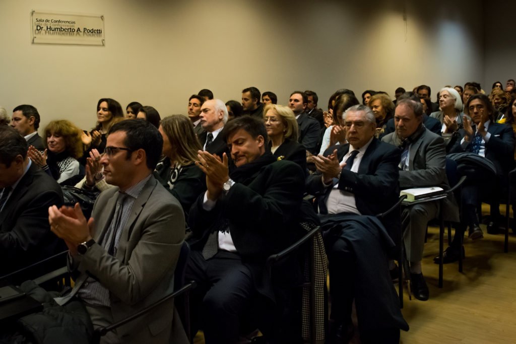 presentación libro Petrella salud mental y salud publica (6)